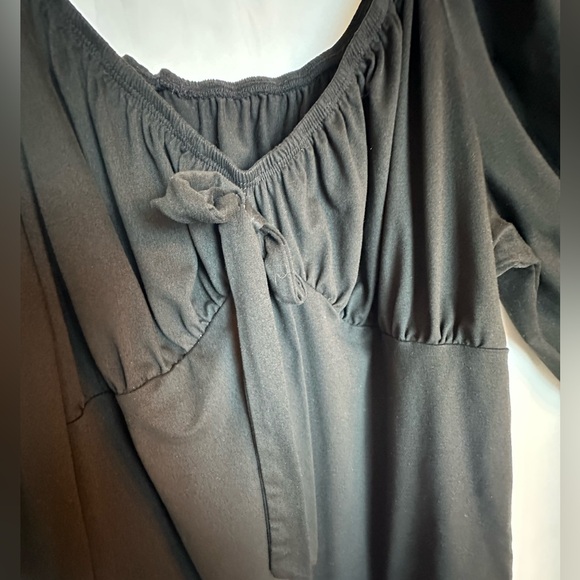 SHEIN Black Bodysuit Peasant Sleeves and Bodice Plus Size 3X Long  Sleeves Bow - Picture 6 of 8